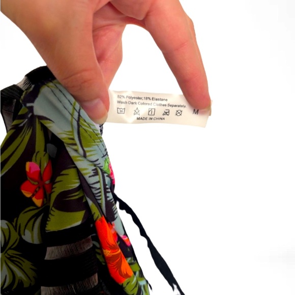 Tropical Floral Print Swimsuit Romper, Size Medium - Picture 5 of 5